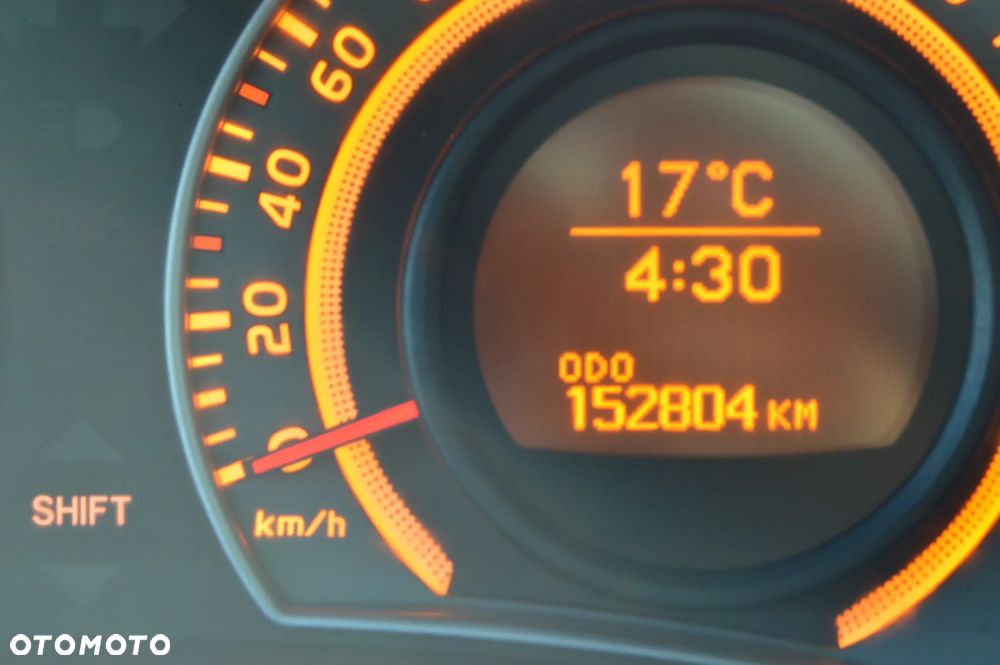 Toyota Auris 1.4 D-4D Premium - 21