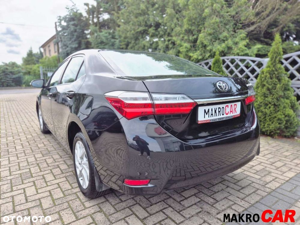 Toyota Corolla - 2