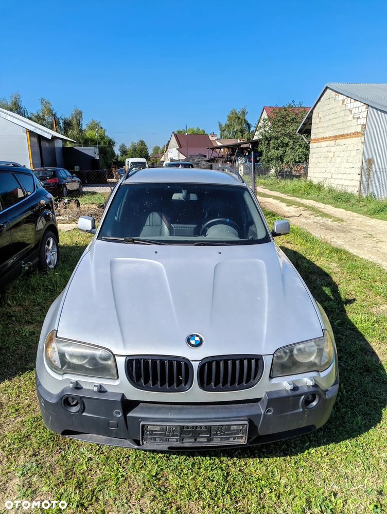 BMW X3 3.0i - 2