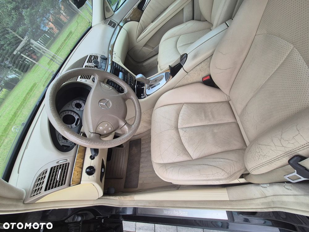Mercedes-Benz Klasa E 240 4-Matic T Avantgarde - 22