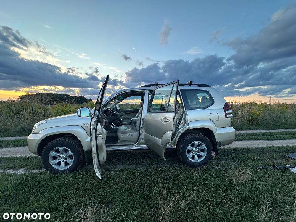 Toyota Land Cruiser 3.0 D Sol Navi - 23