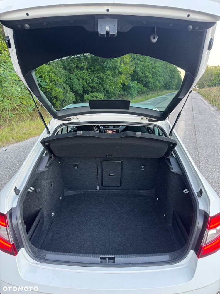 Skoda Octavia 1.5 TSI ACT Style - 23