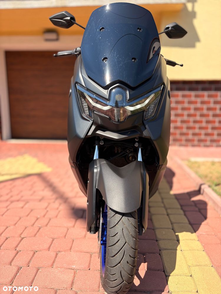 Yamaha NMAX - 12