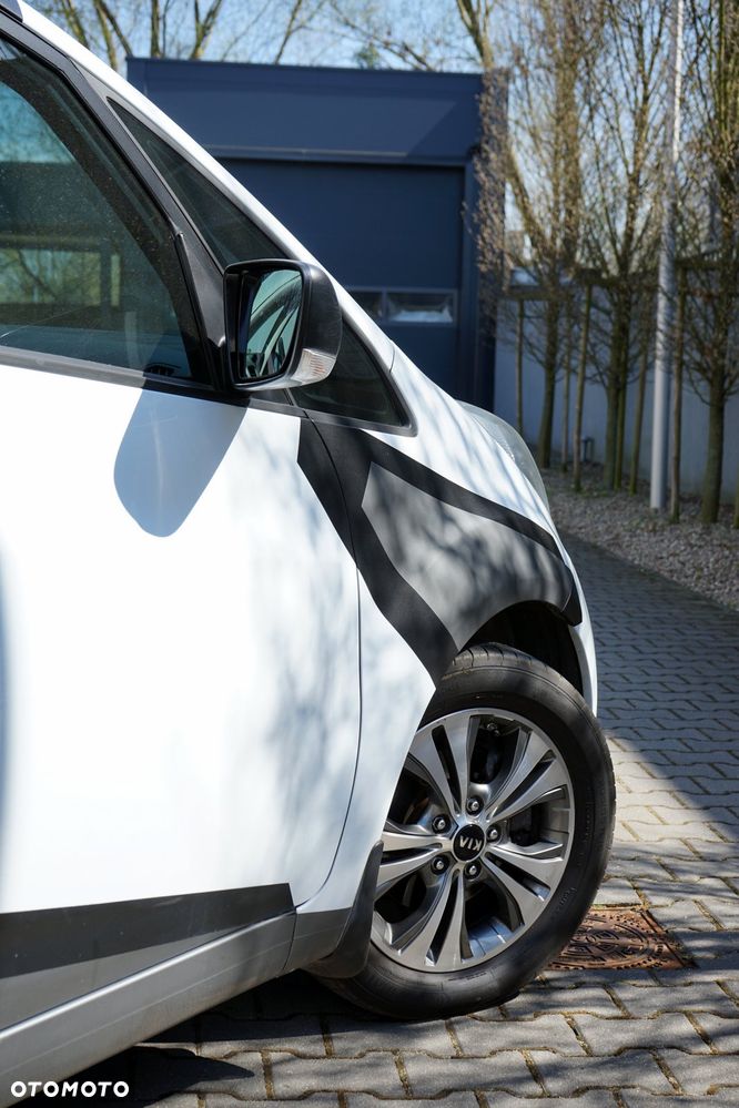 Kia Venga 1.6 Business Line - 10