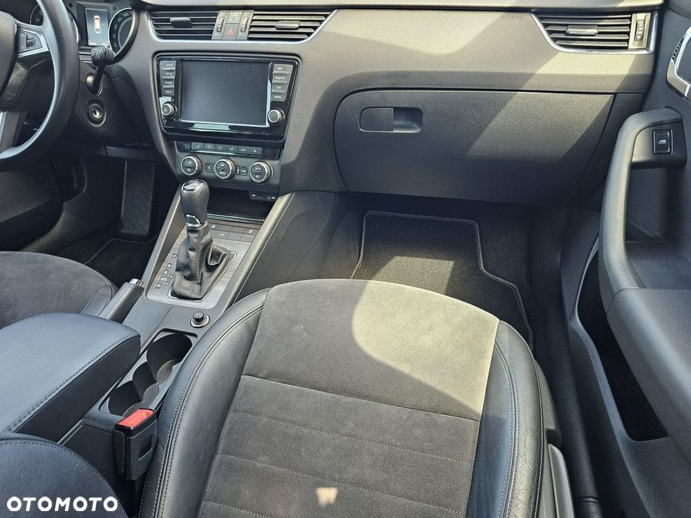 Skoda Octavia 2.0 TDI 4x4 DSG Scout - 22
