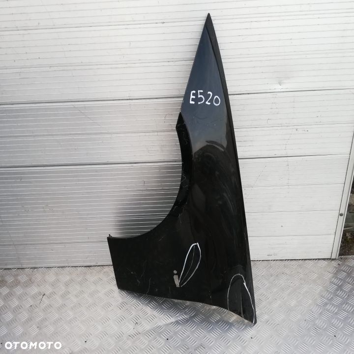 E520/E591/H469 LEWY PRZEDNI BŁOTNIK BMW E90 E91 - 1