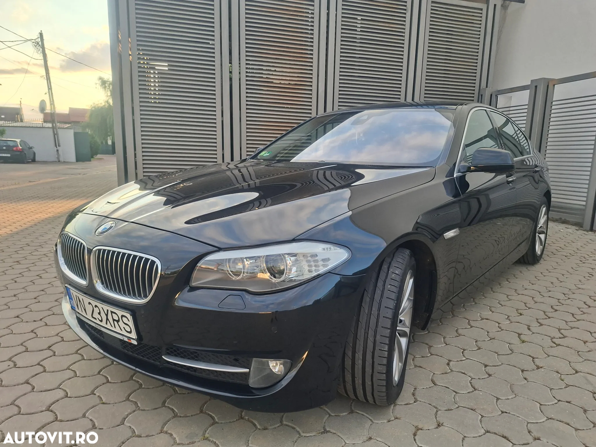 BMW Seria 5 530d Sport-Aut. Luxury Line - 15