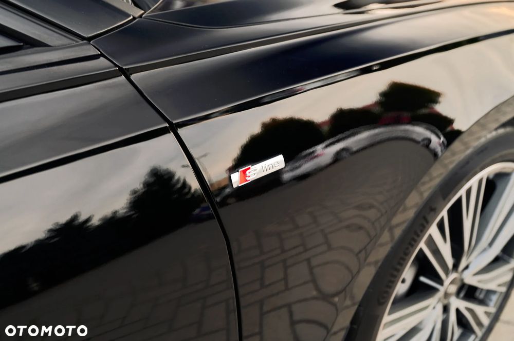 Audi A6 Avant 40 TDI S tronic S line - 16