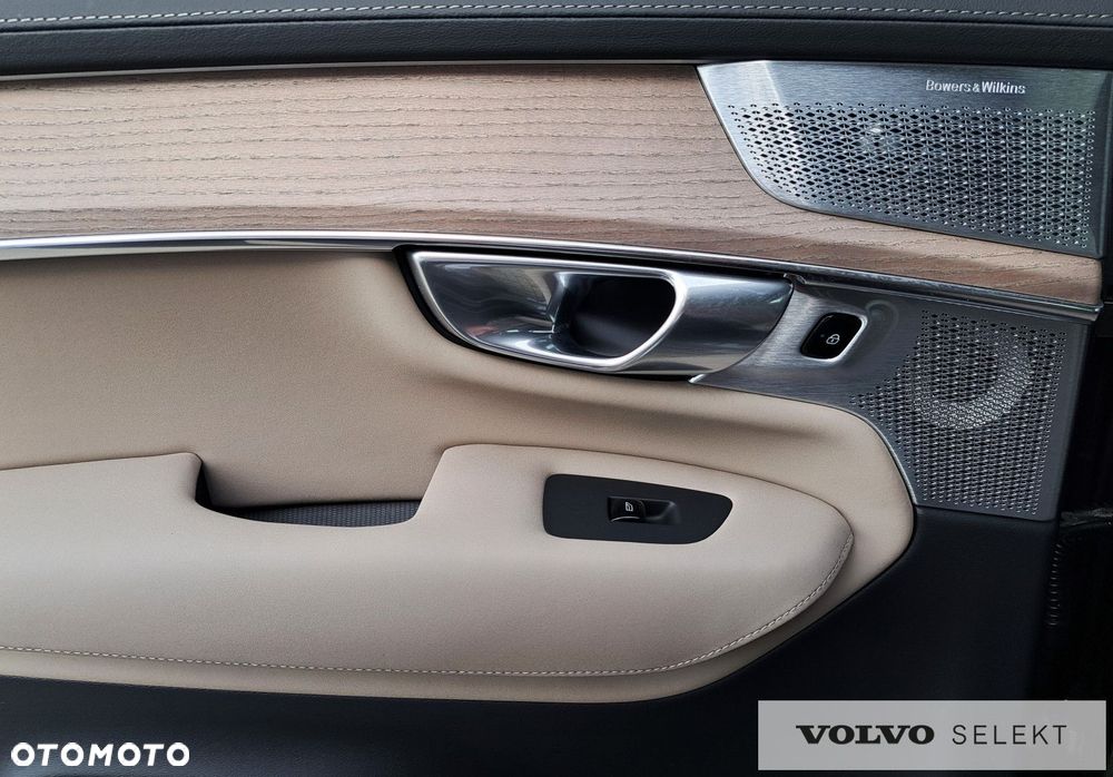 Volvo XC 90 - 31