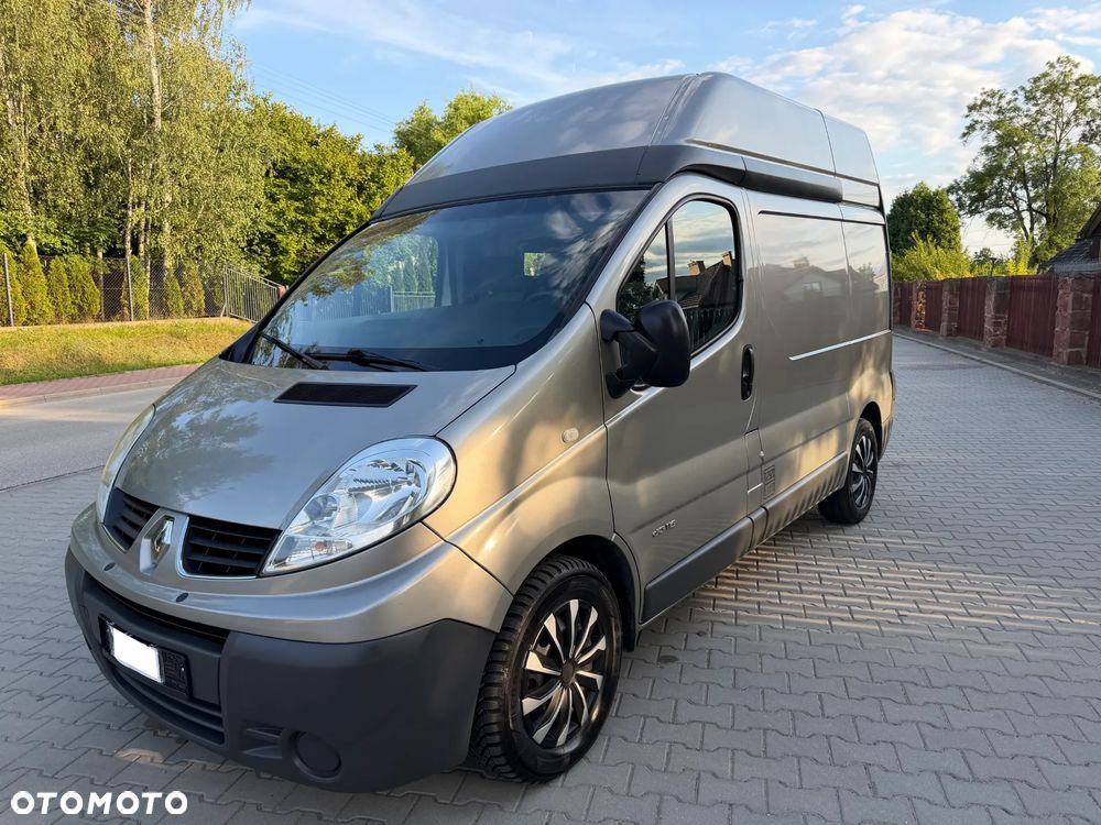 Renault Trafic - 1