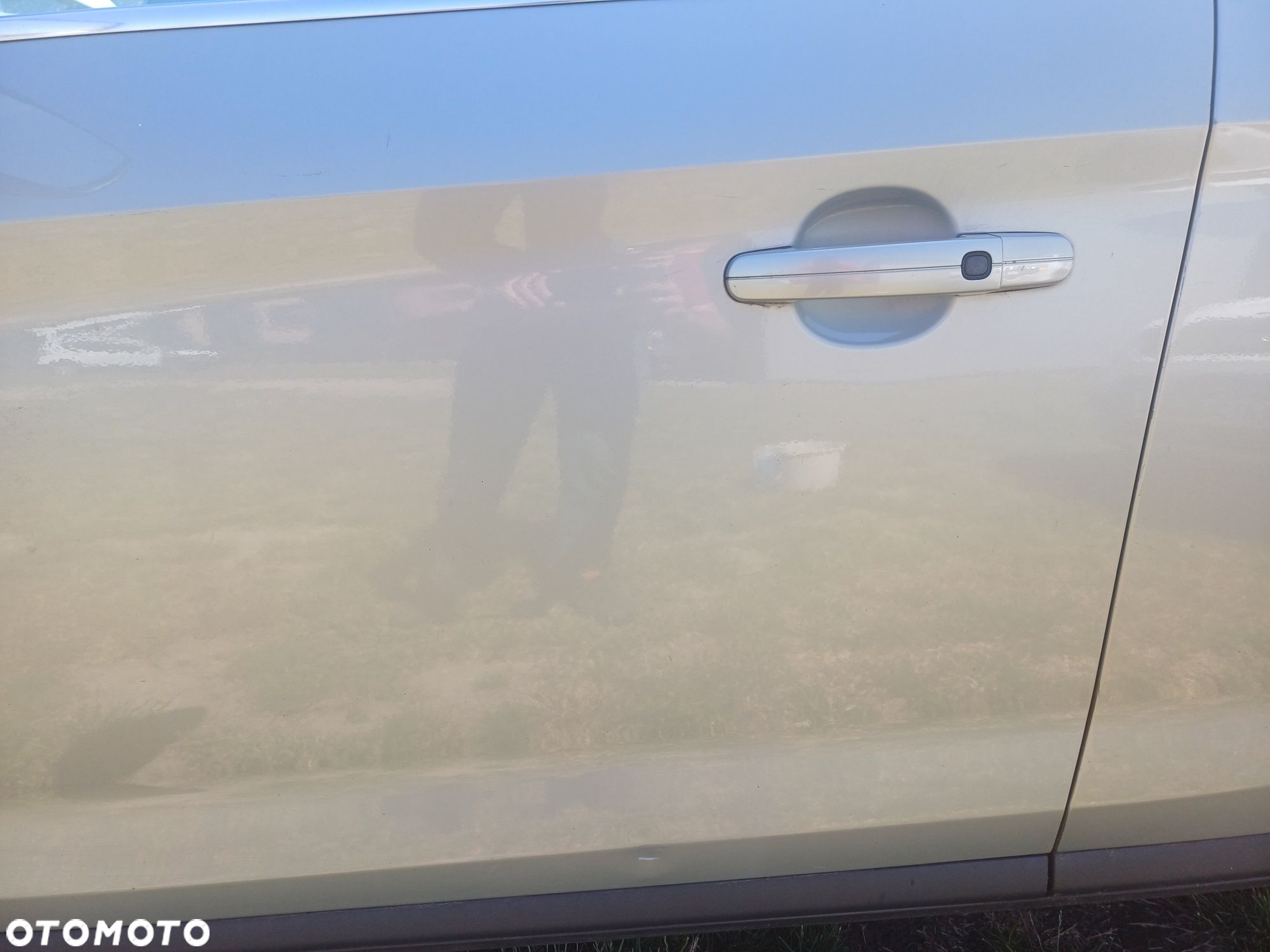 Drzwi lewy przód i tył do Forda Kuga MK 1 kolor P8 - 3