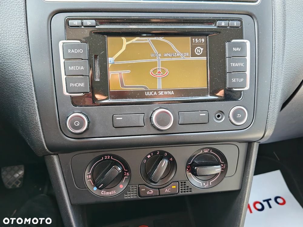 Volkswagen Polo 1.2 Team - 24