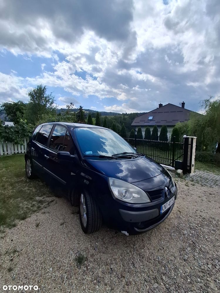 Renault Scenic - 1