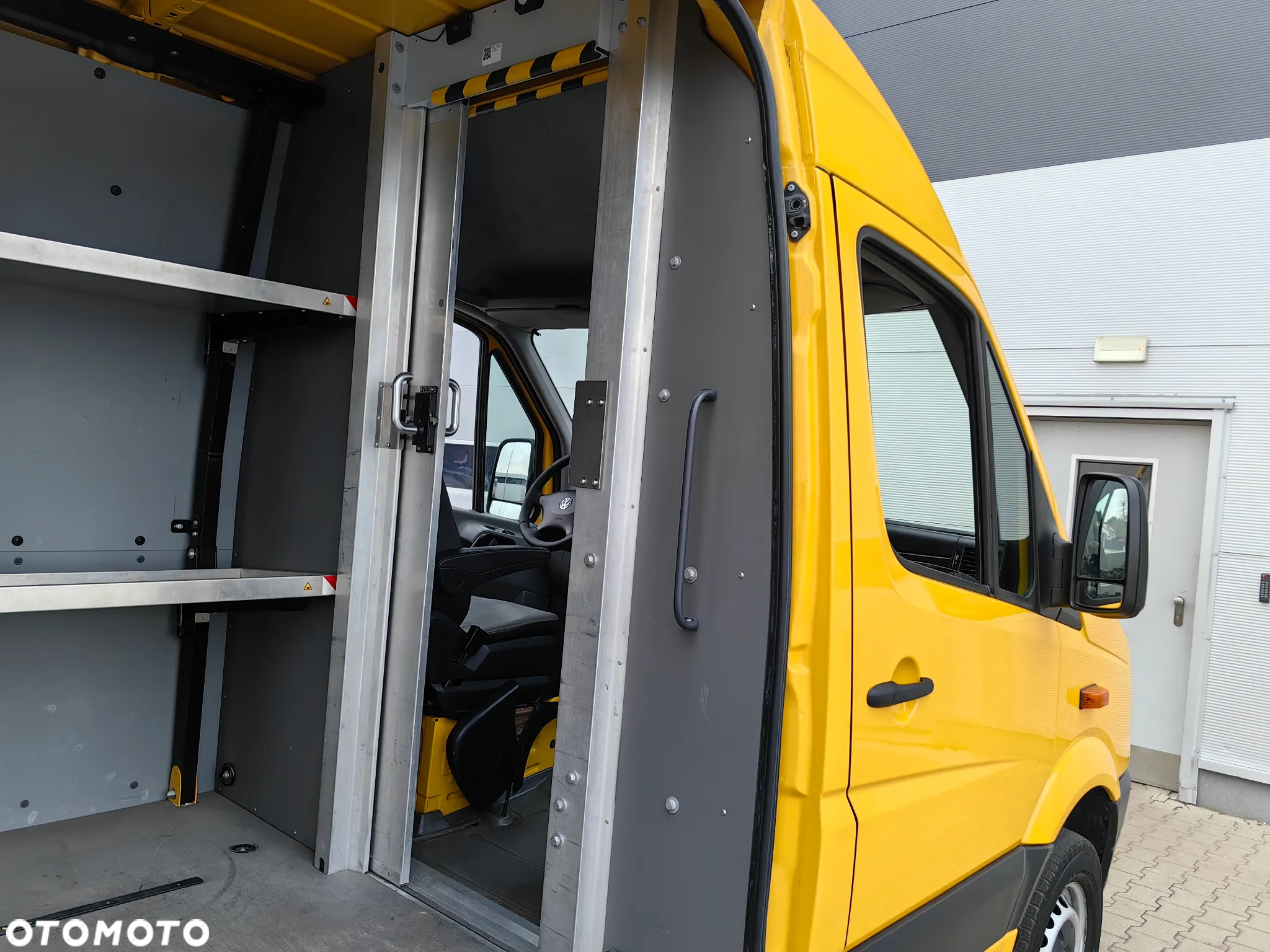 Volkswagen Crafter - 23