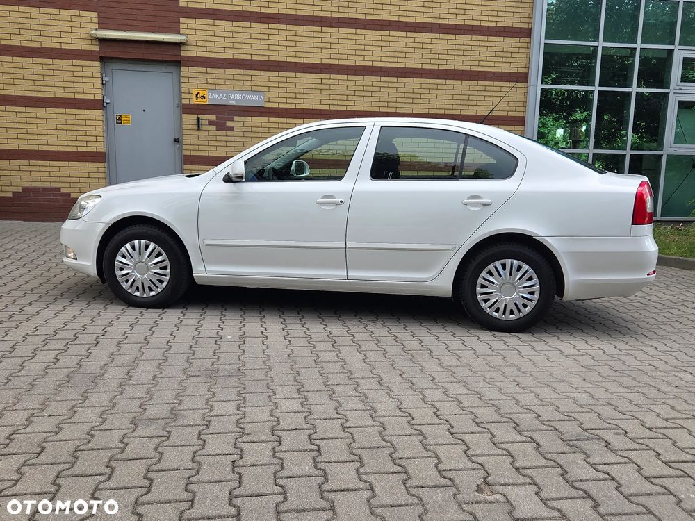 Skoda Octavia 1.6 Team Edition - 12