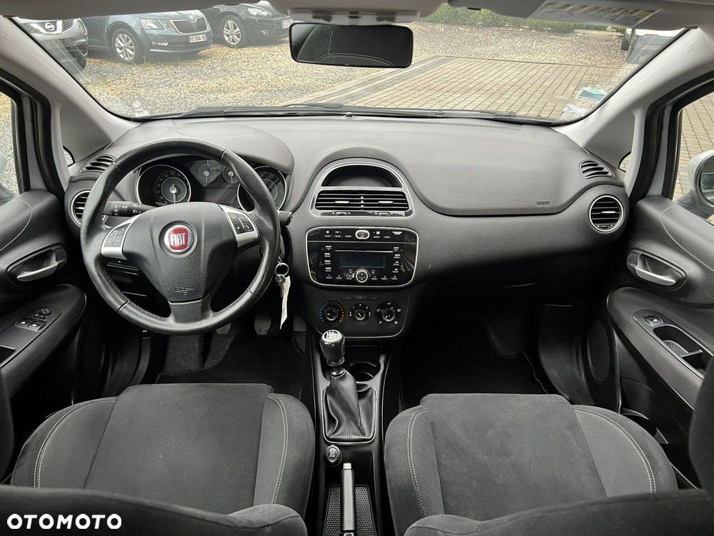 Fiat Punto 2012 - 10