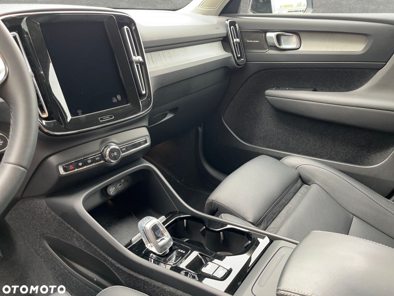 Volvo XC 40 - 9