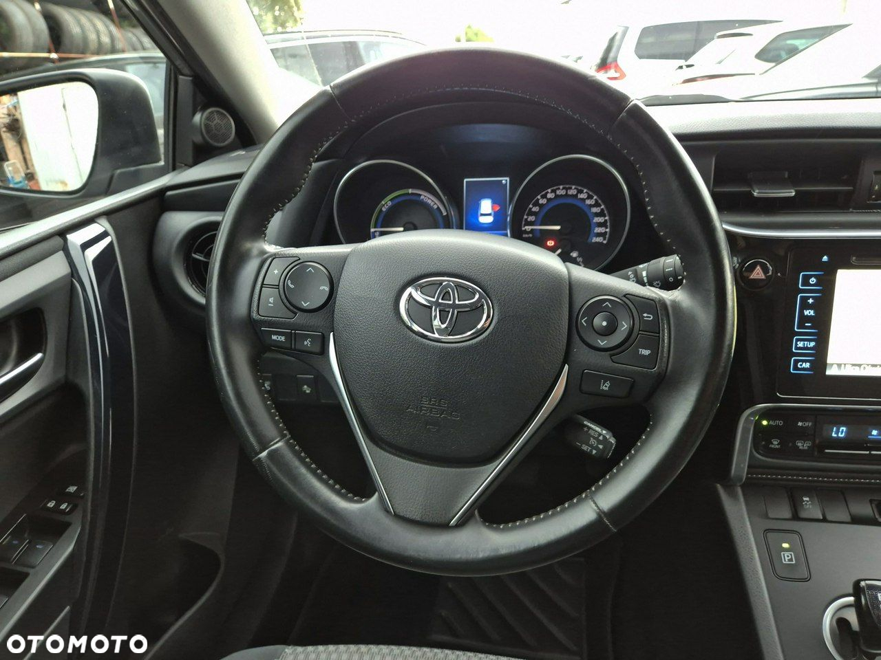 Toyota Auris - 25