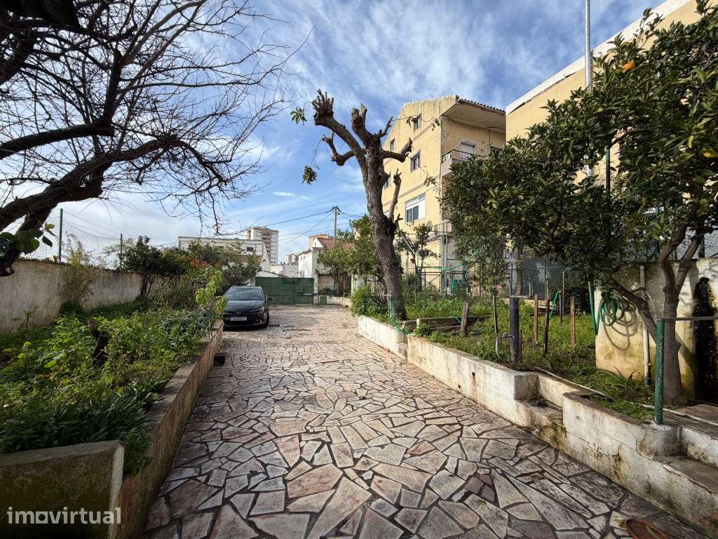 Prédio Residencial + Armazém com 1000m² na Arroja, Odivelas - Local... - Grande imagem: 2/21