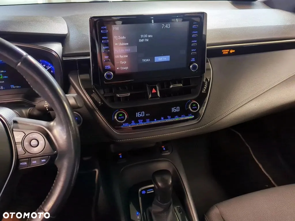 Toyota Corolla 1.8 Hybrid Comfort - 7