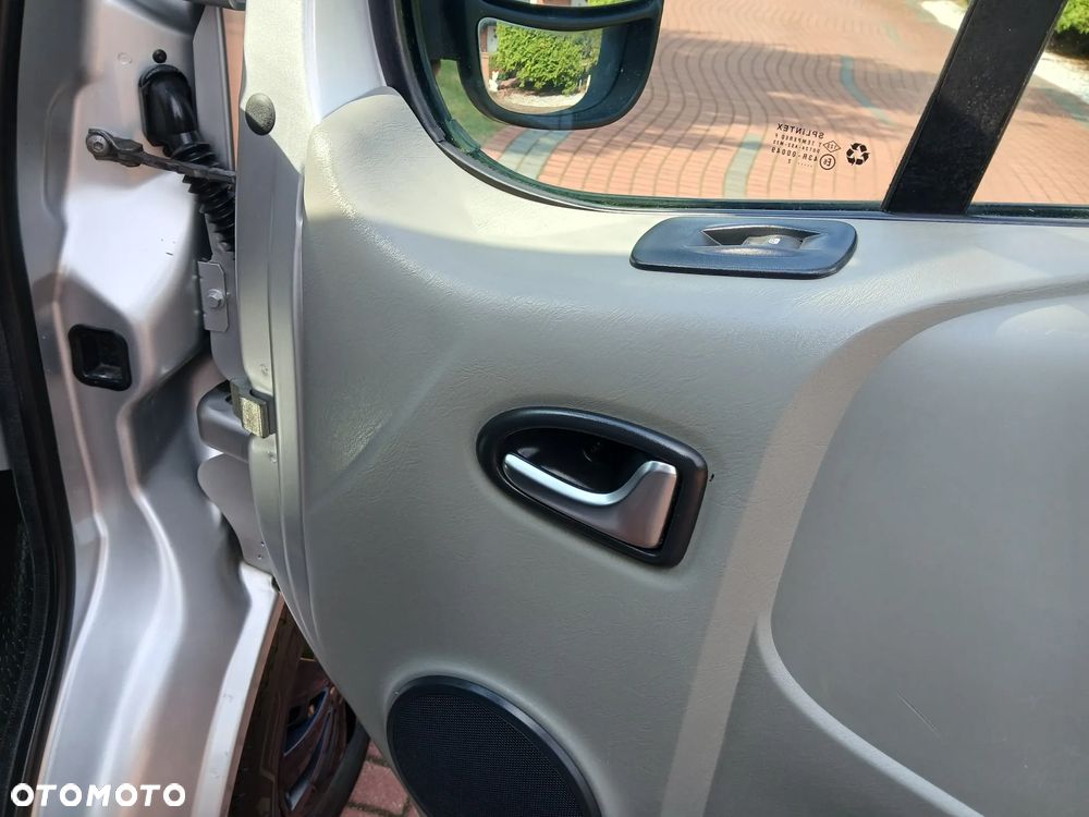 Renault TRAFIC - 15