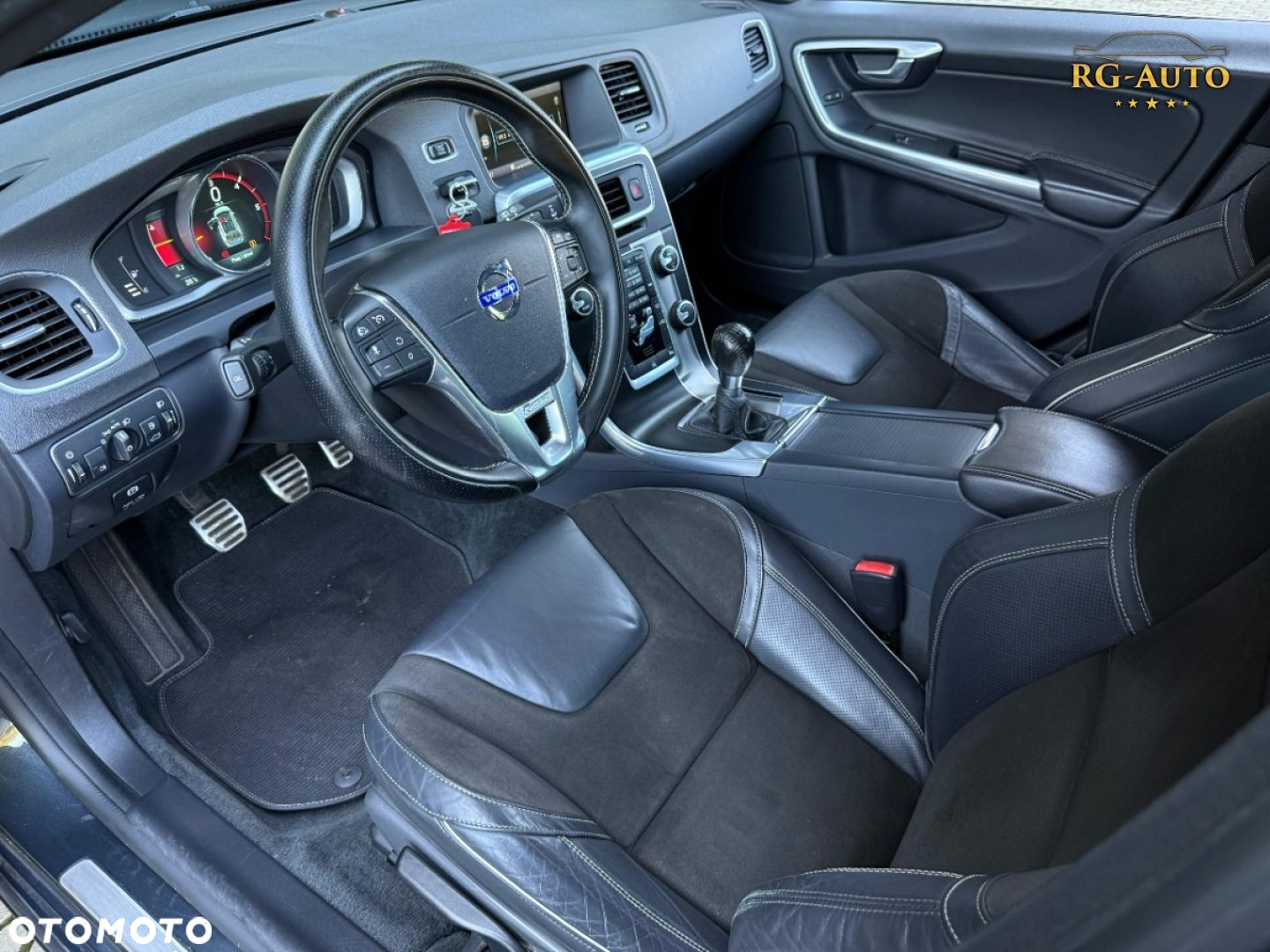 Volvo V60 - 36