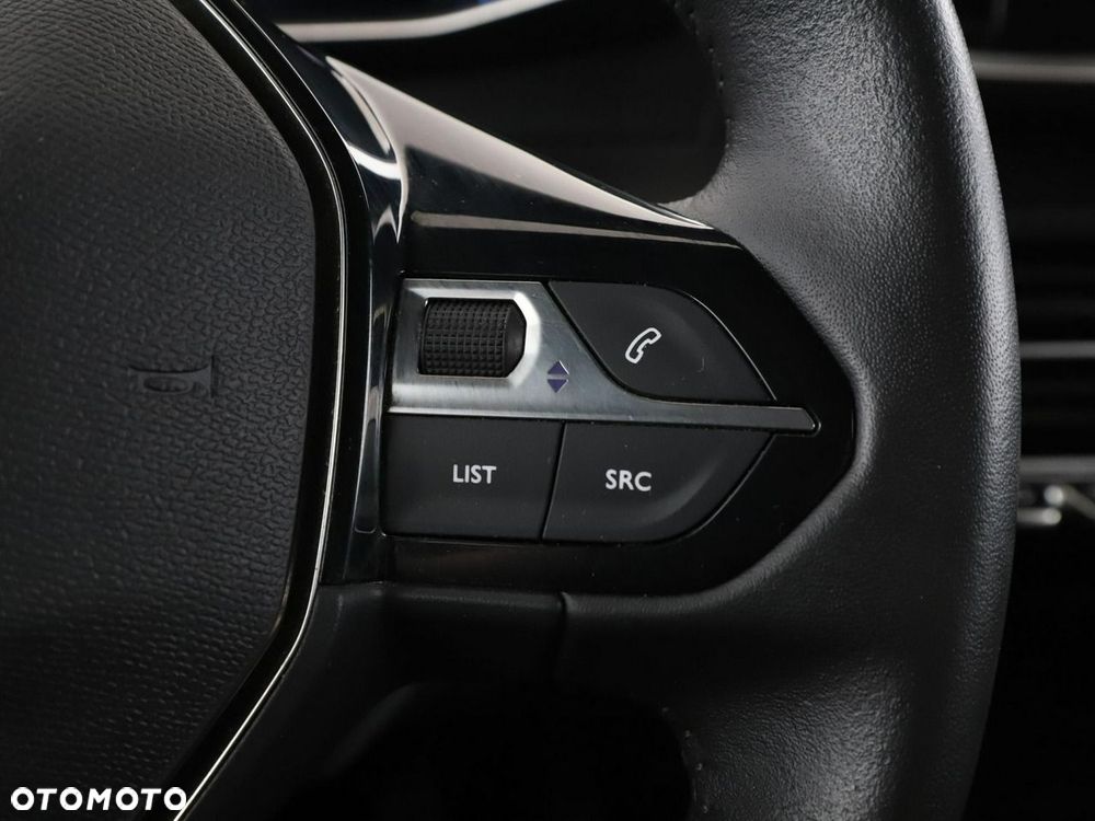 Peugeot 2008 PureTech 130 Allure Pack - 30