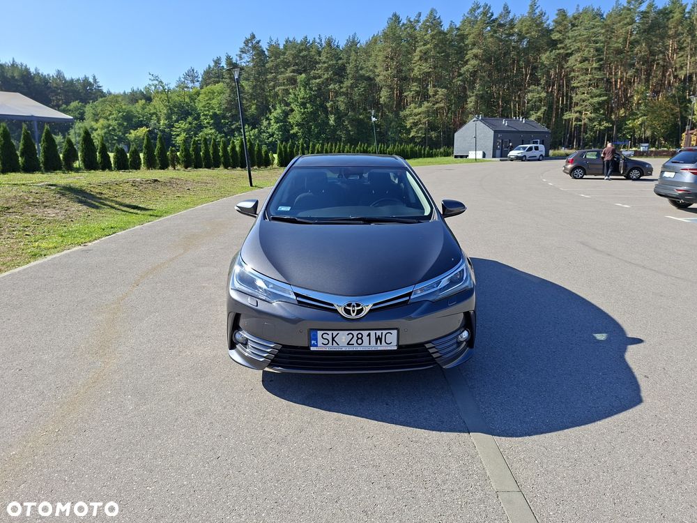 Toyota Corolla - 3