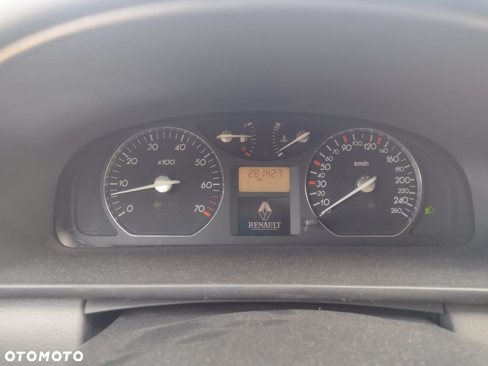 Renault Laguna - 8