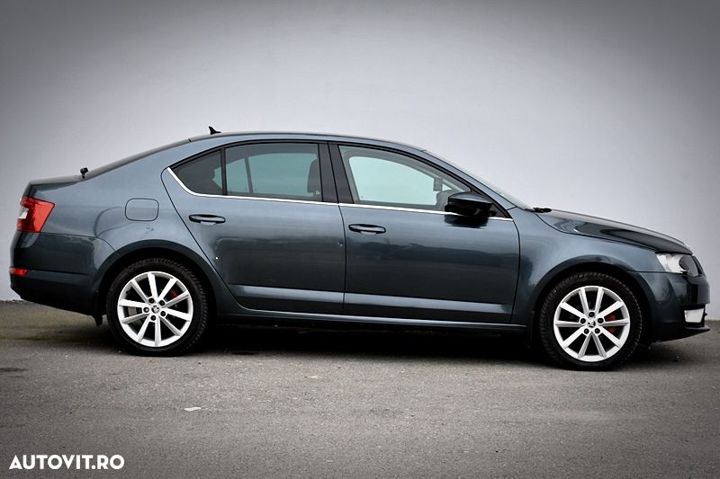 Skoda Octavia 1.6 TDI (Green tec) DSG Joy - 9