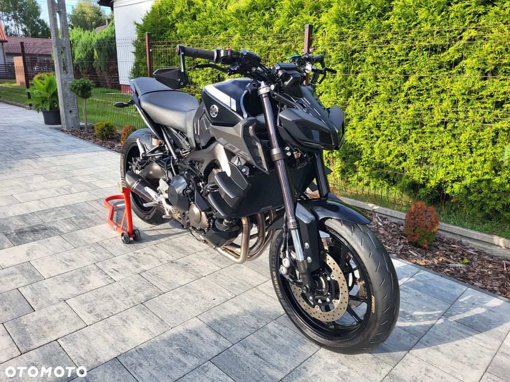 Yamaha MT - 6