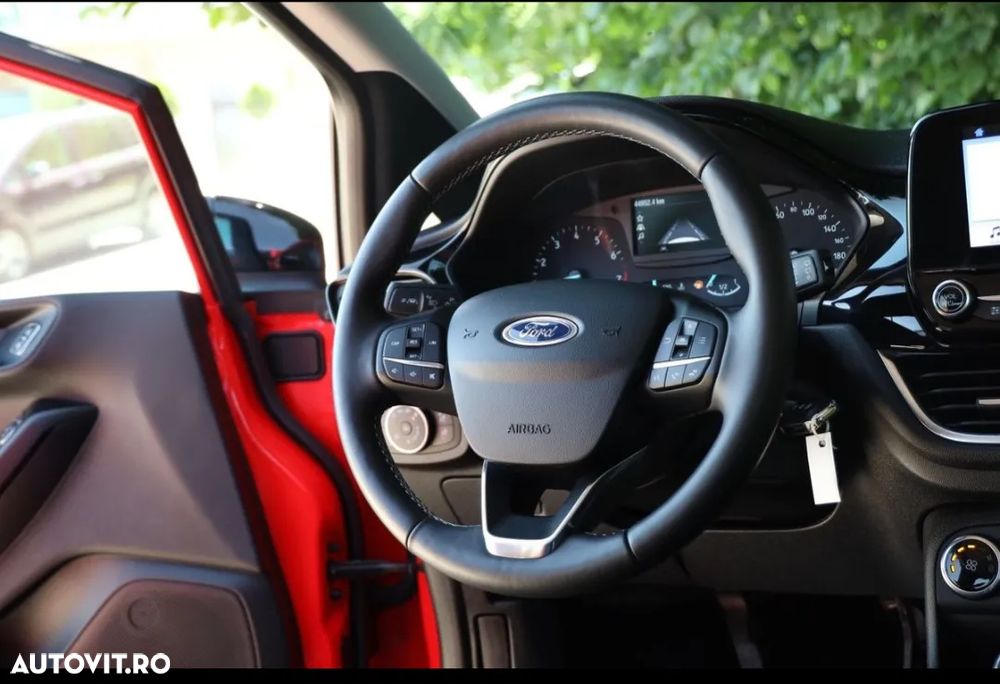 Ford Fiesta 1.1 S&S COOL&CONNECT - 6