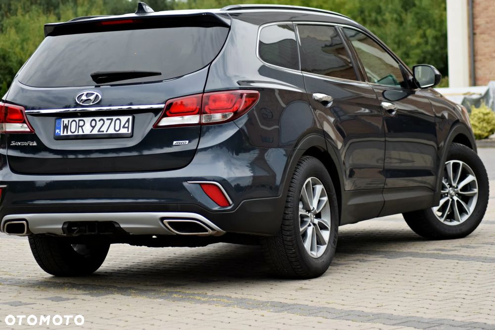 Hyundai Santa Fe - 3