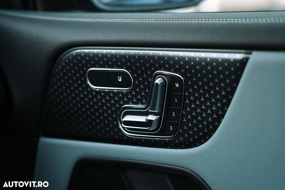 Mercedes-Benz EQB 300 4MATIC - 25