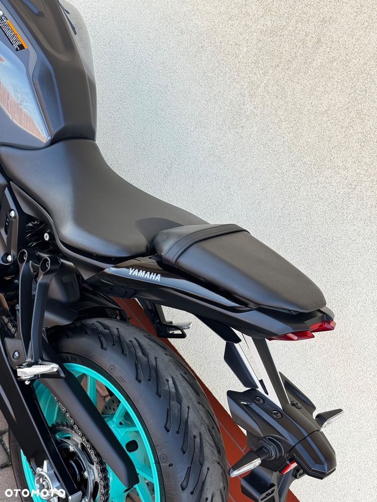 Yamaha YZF - 22