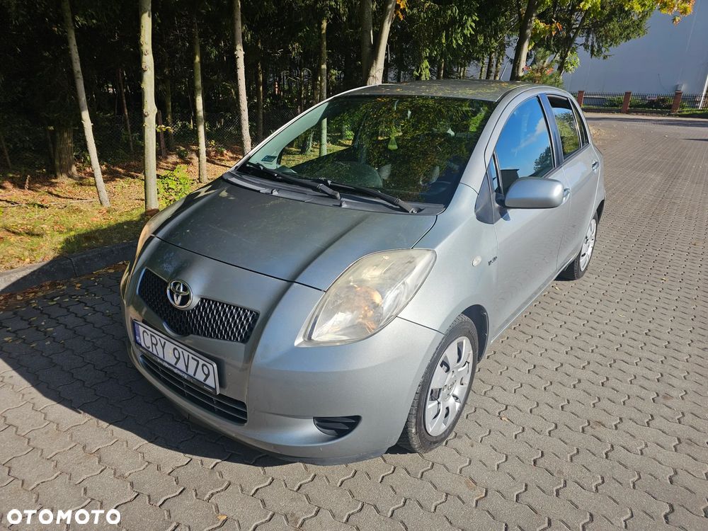 Toyota Yaris 2006 photo 3