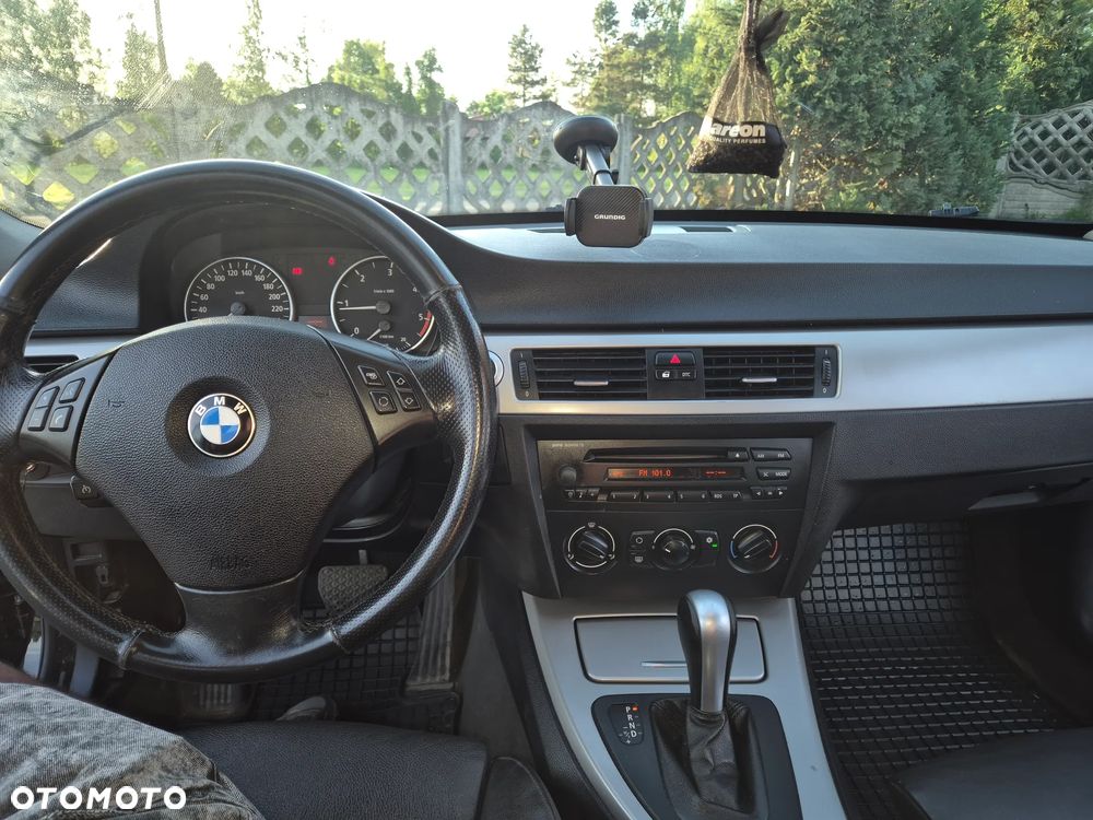 BMW Seria 3 - 12