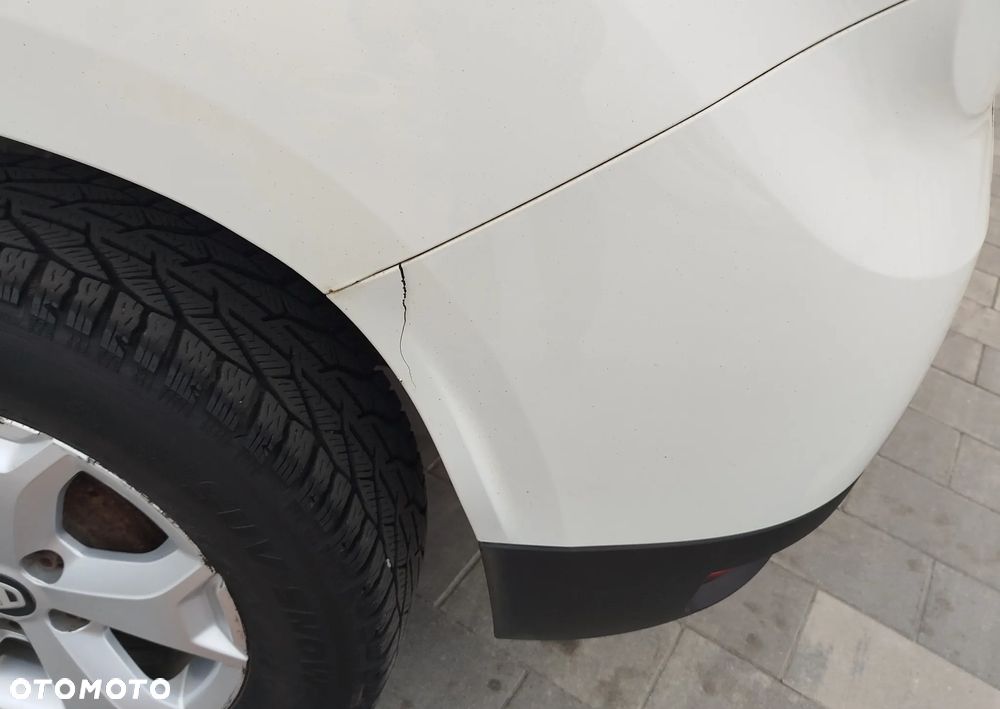 Dacia Duster 1.6 SCe Access S&S - 12