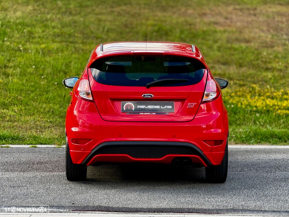Ford Fiesta 1.6 EcoBoost c/ Pack Pele Desportiva ST - 6