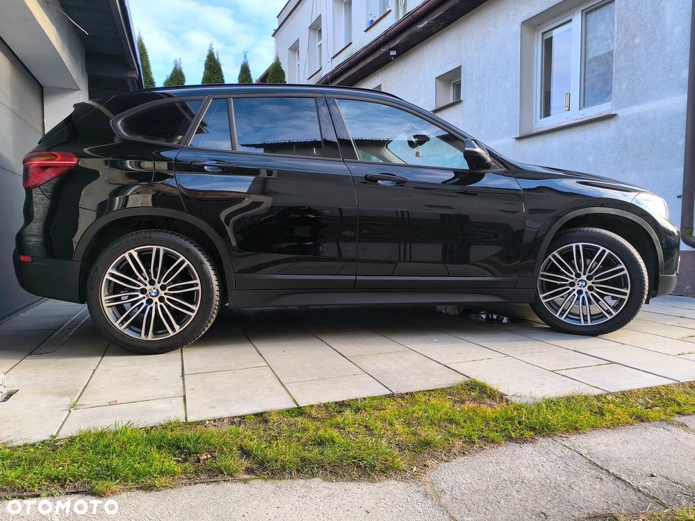 BMW X1 xDrive20d Advantage - 6