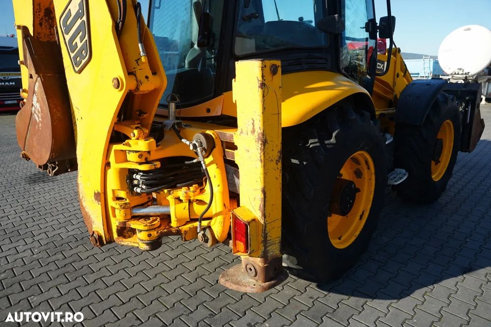 JCB 4CX / BULDOEXCAVATOR / 6.200 ORE / DIRECȚIE PE TOATE ROȚILE / - 19