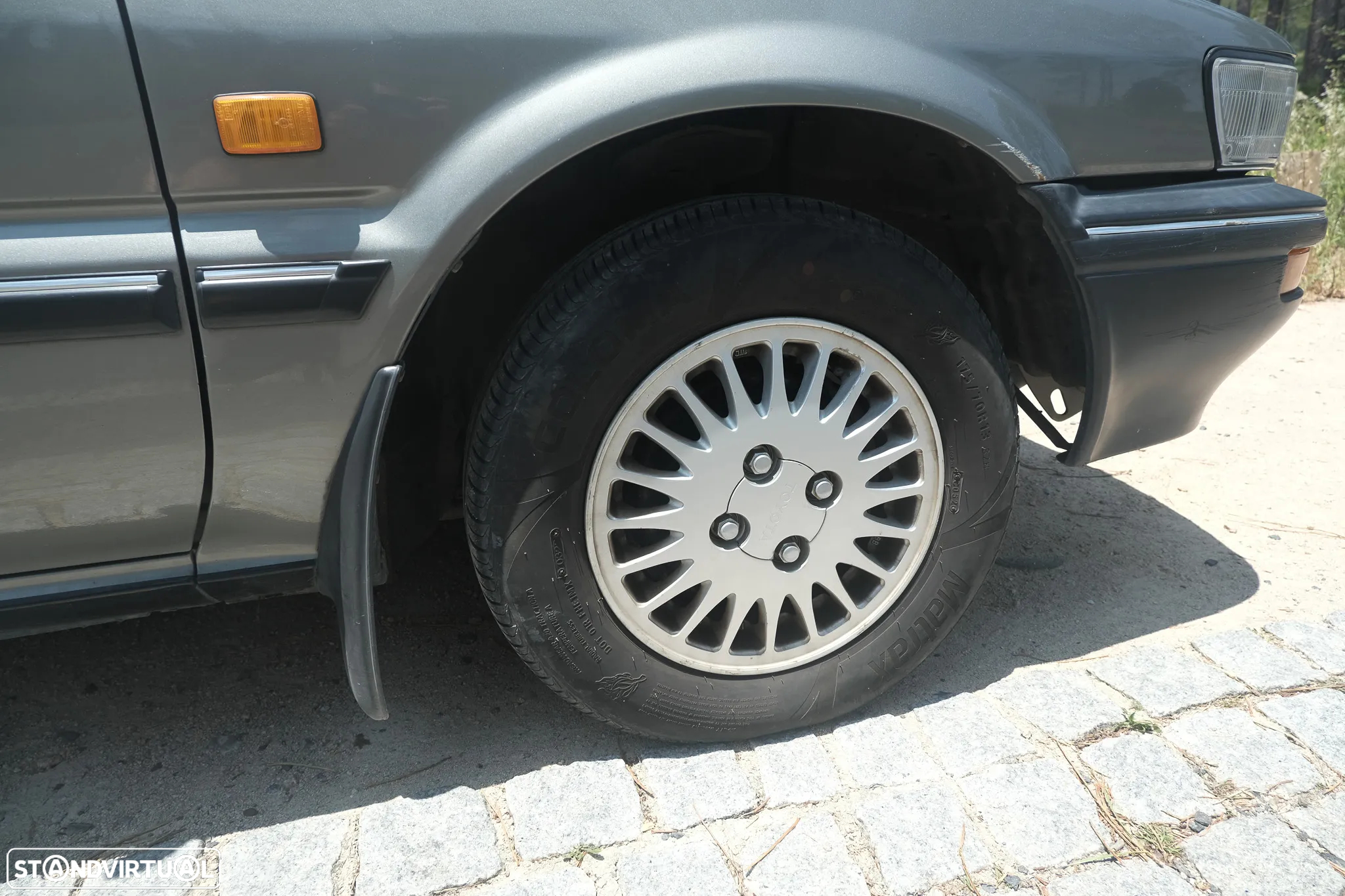 Toyota Corolla - 21