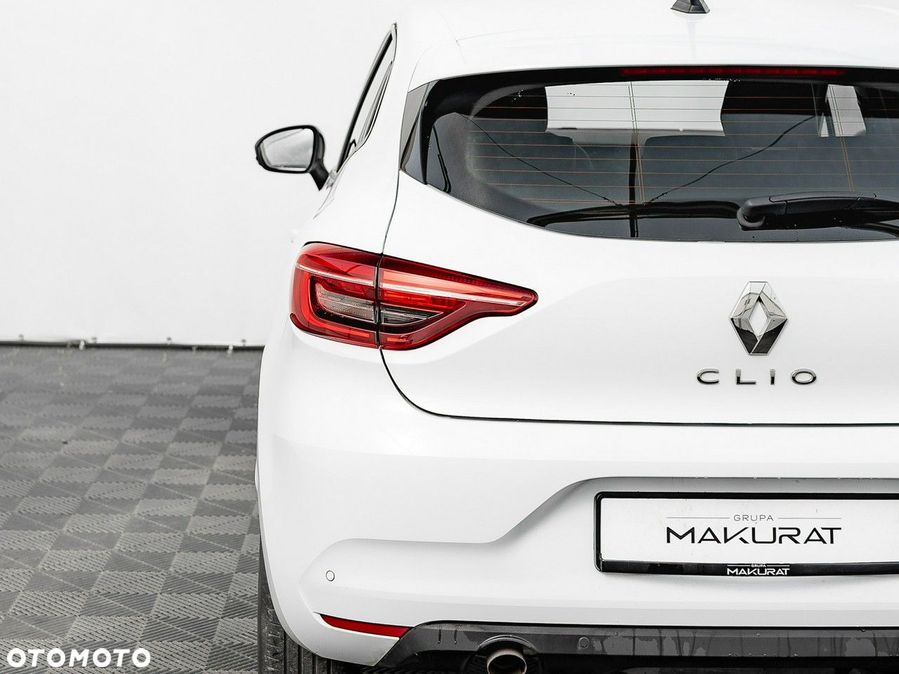 Renault Clio 1.0 TCe Equilibre - 12