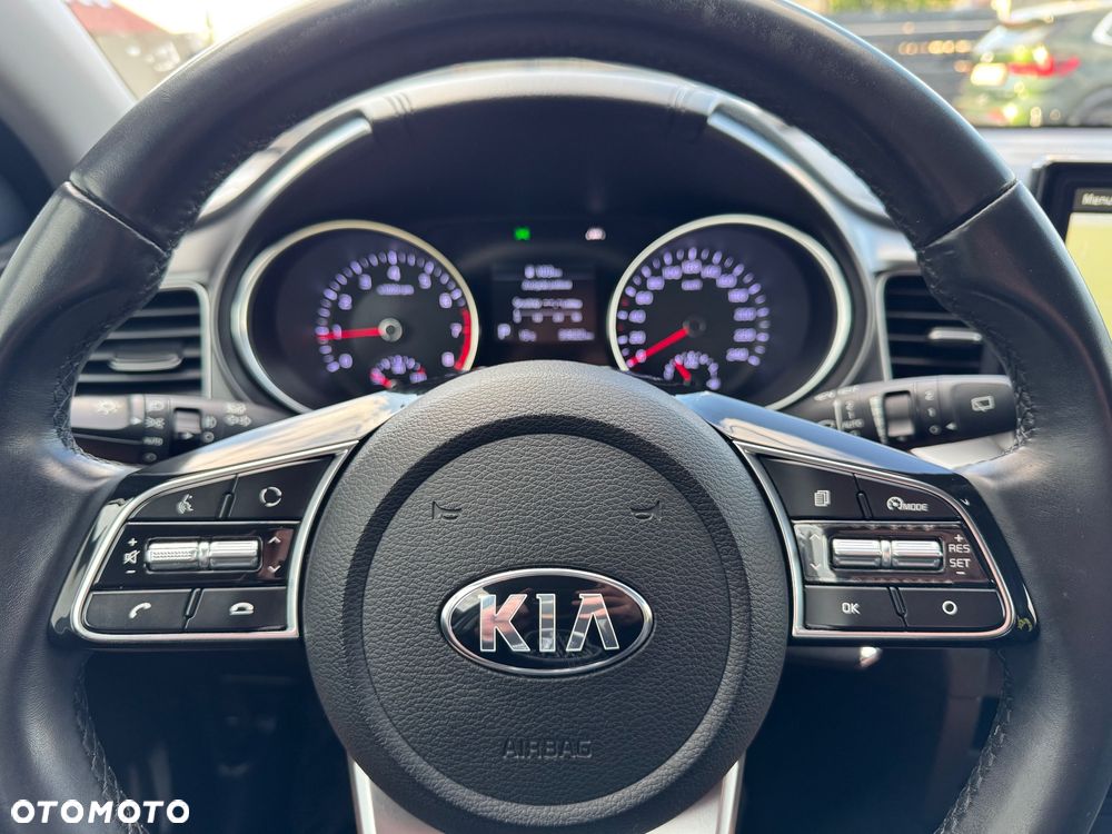 Kia Ceed 1.4 T-GDI L DCT - 33