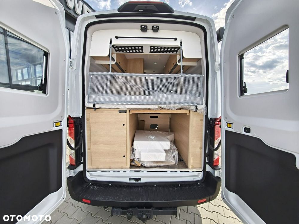 Sunlight Cliff 4x4 590 Ford z Napędem AWD 4x4 - 7