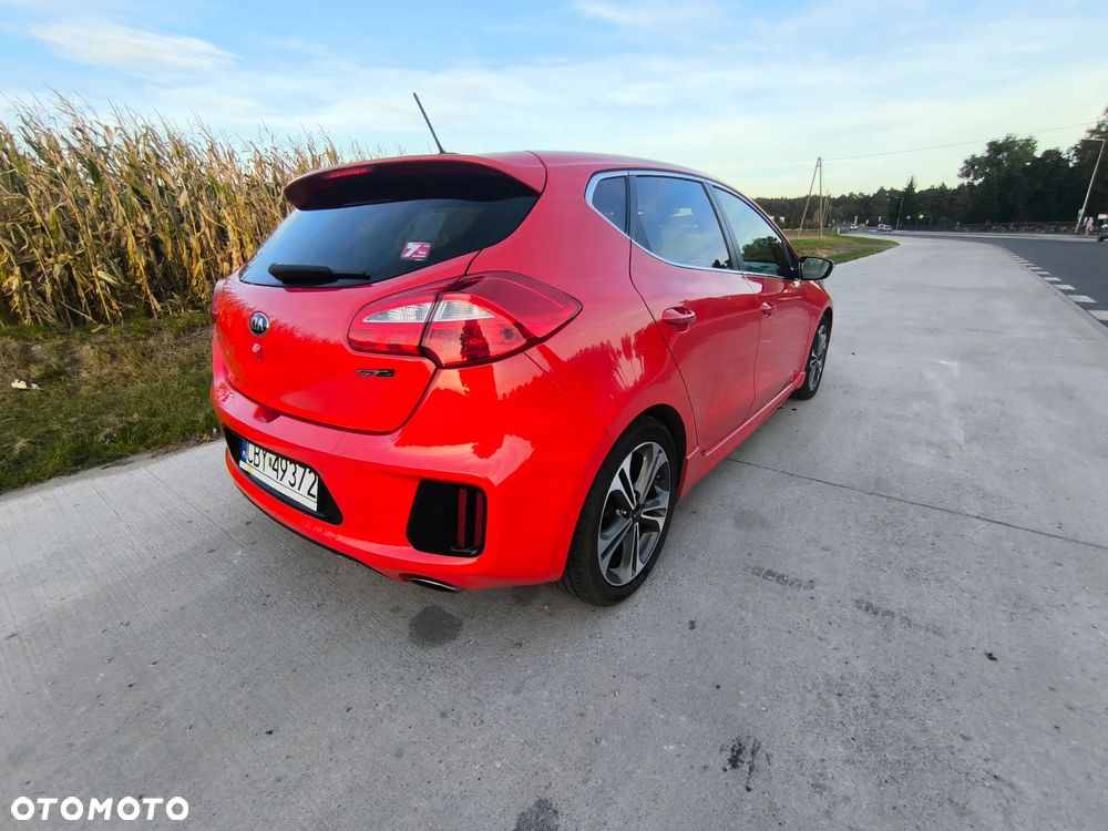 Kia Ceed Cee'd 1.6 CRDi GT Line - 3