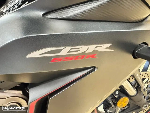 Honda CBR 650R - 10