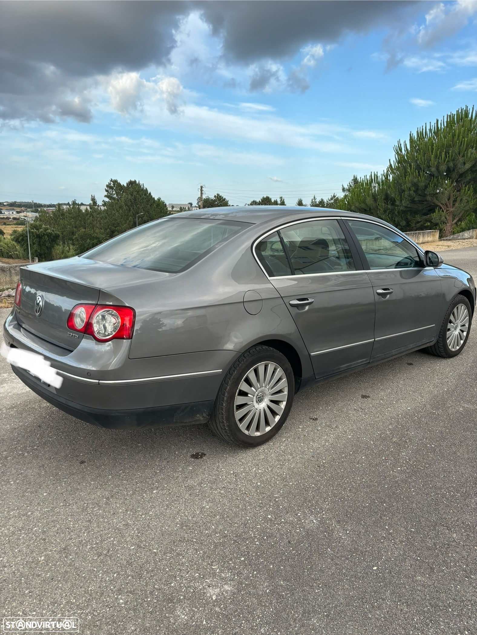 VW Passat 2.0 TDI Highline - 5