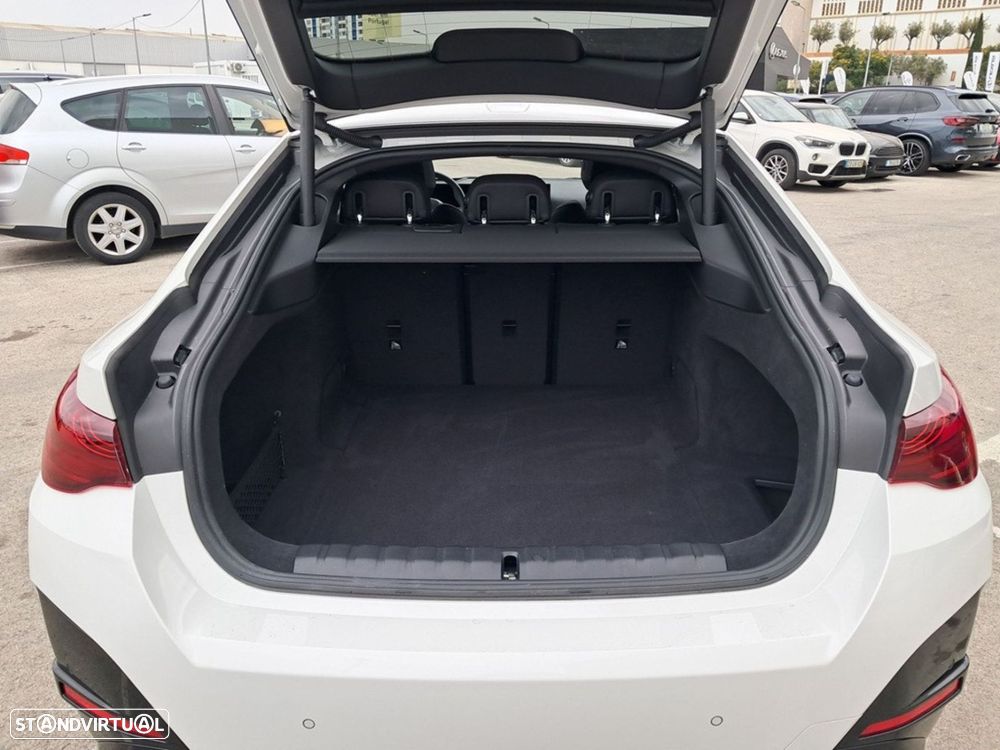 BMW i4 eDrive40 Pack Desportivo M - 19