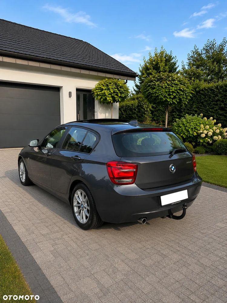 BMW Seria 1 120d Sport Line - 5